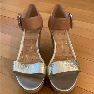 Donald Pliner tan and gold wedges 8.5